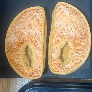 Thomas English muffin Shaped slippers